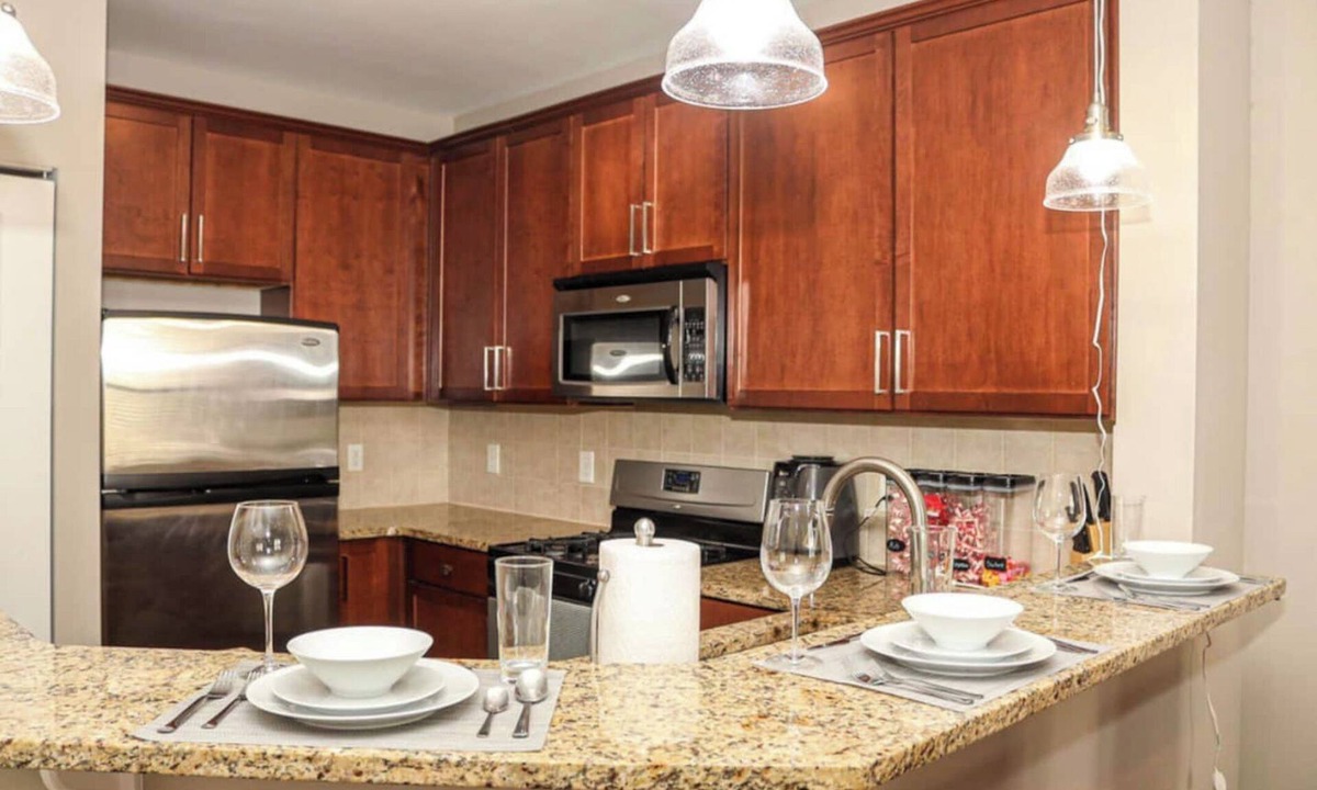 Lindridge-Martin Manor House | Cozy Buckhead Getaway