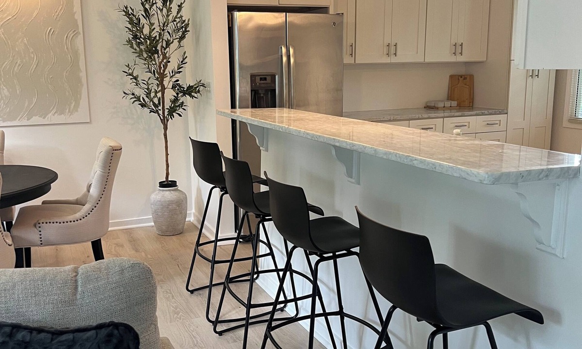 Sylvan Hills House | Cozy clean home in DOWNTOWN ATLANTA!
