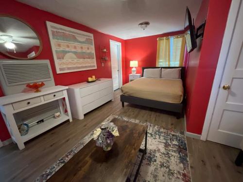Valdosta Apartment | Cozy Studio Near VSU, SGMC & Moody AFB