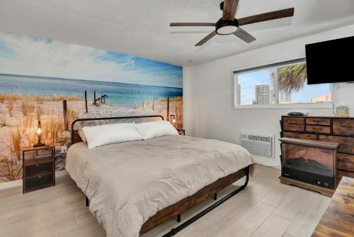 Daytona Beach Shores Hotel | Cozy Studio Suite Near Beach w Kitchenette #11