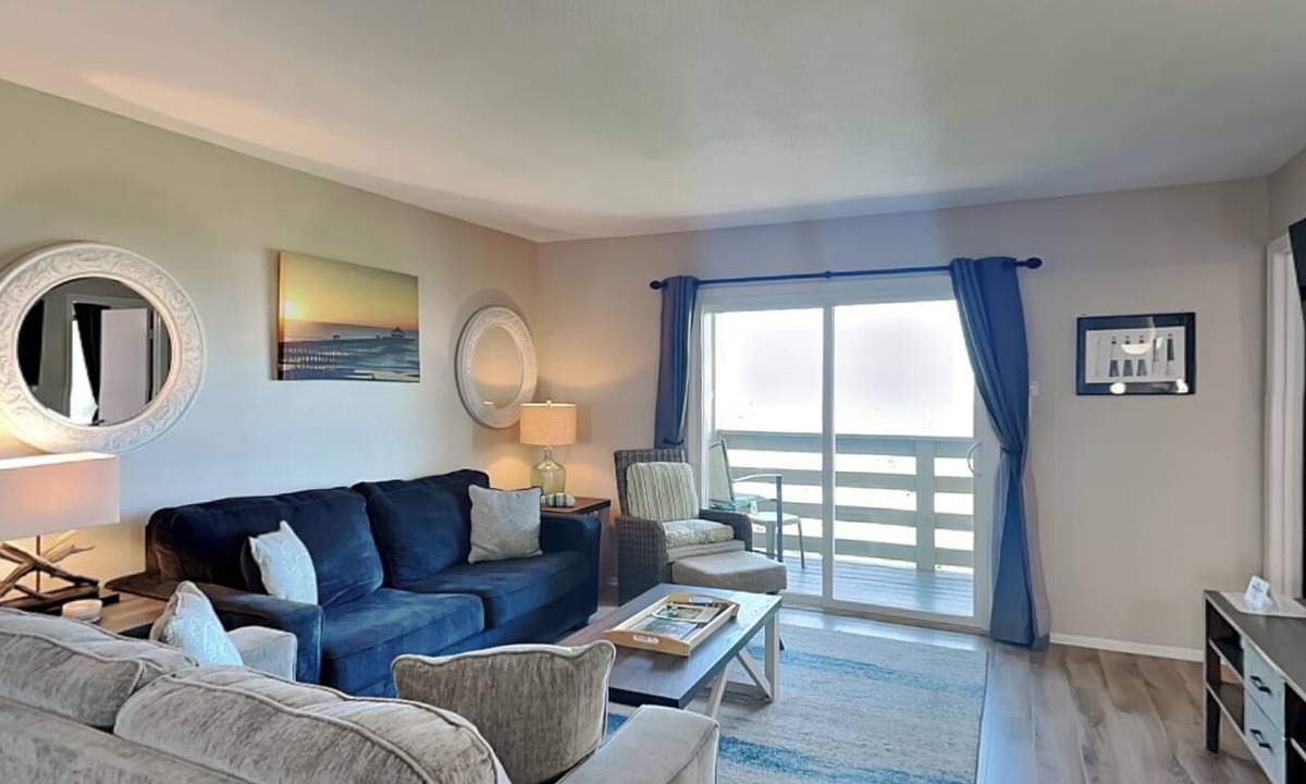 Tybee Island Condo | Cozy Vibes & Stunning Views + Community Pool, Beach Access!