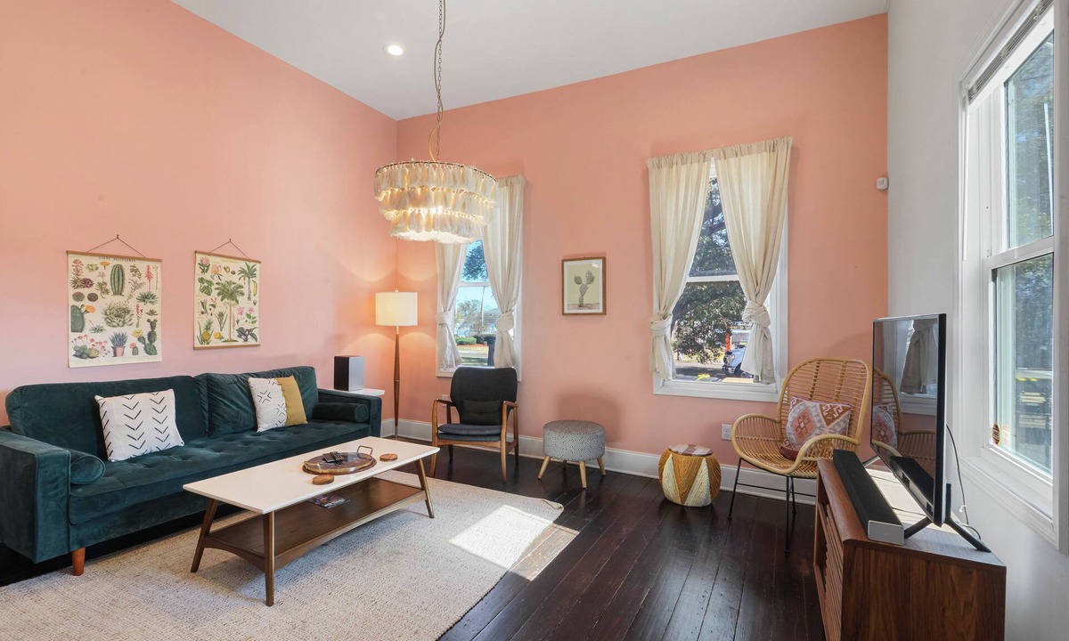 Saint Roch House | Cute and Cozy 2BR/2BA w/Parking, Yard, King Suite & Blocks to Local Favorites