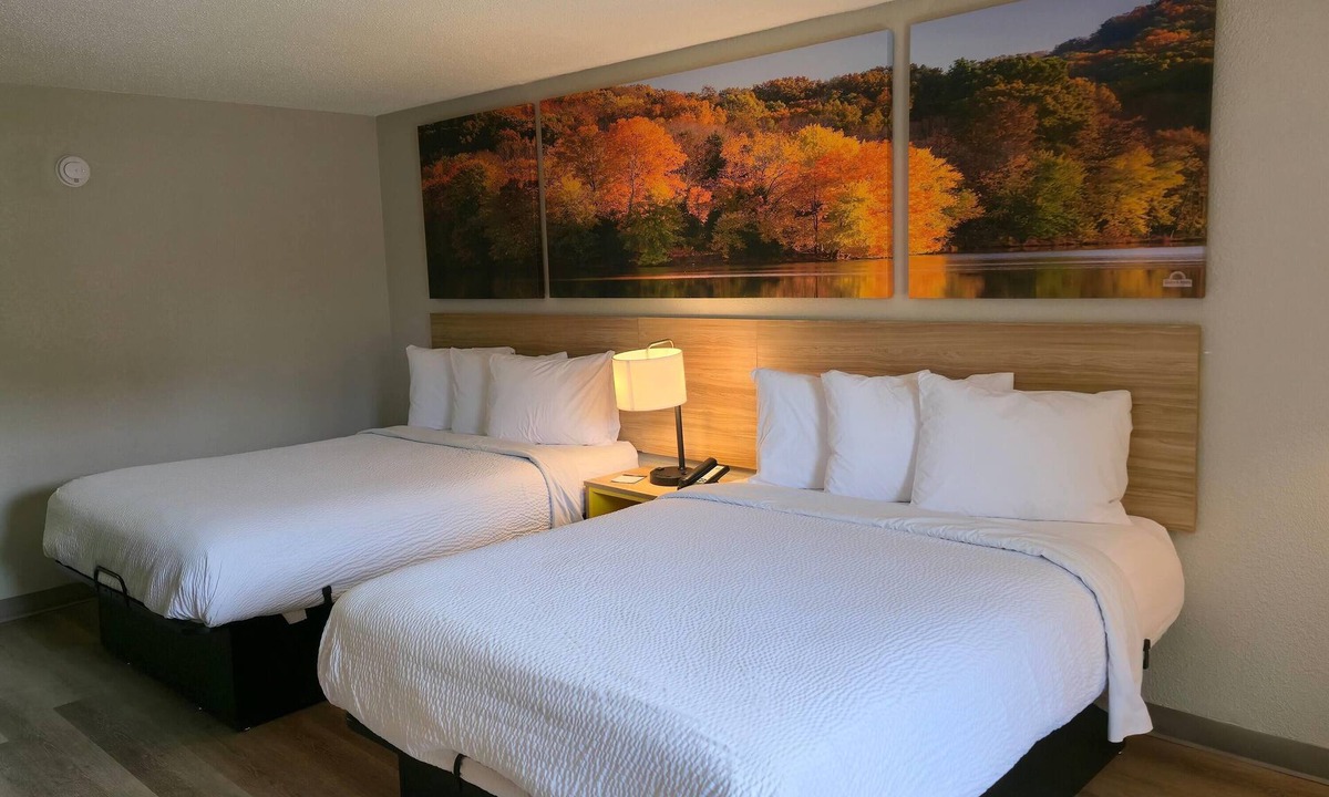 Scottsboro Hotel | Days Inn by Wyndham Scottsboro AL