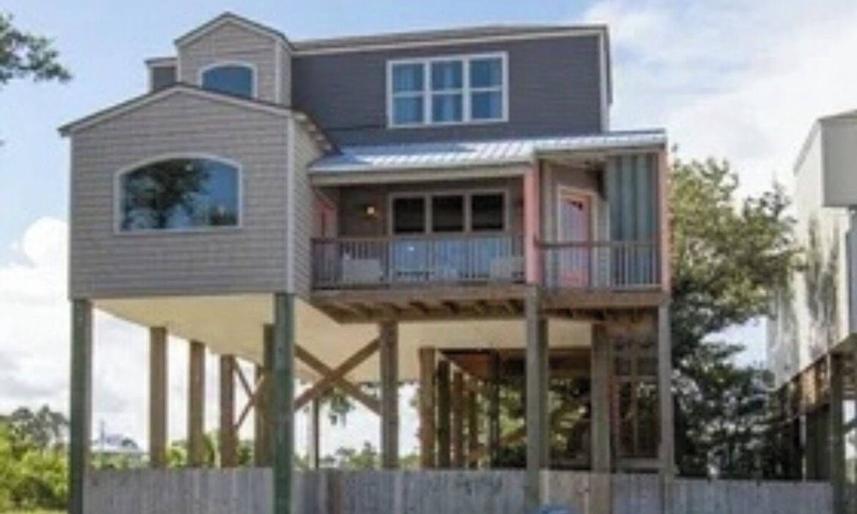 Long Beach House | Dewey's Beach House