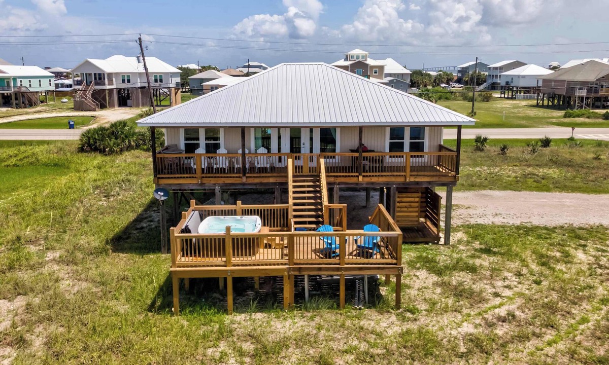 Dauphin Island House | Dog-friendly seaside home with WiFi, deck, amazing views, minutes from beach