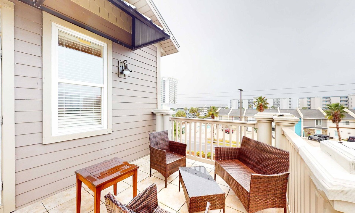 Crescent Beach House | Dog-friendly home with balconies, foosball, pool access, & W&D - steps to beach