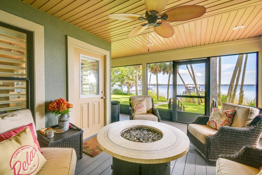East Palatka House | East Palatka Home on St Johns River w/Boat Dock!