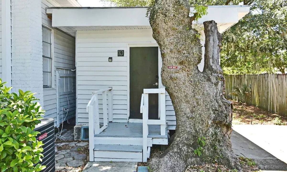 Winter Garden House | Efficiency Apt #6 Near Downtown & Bike Trail