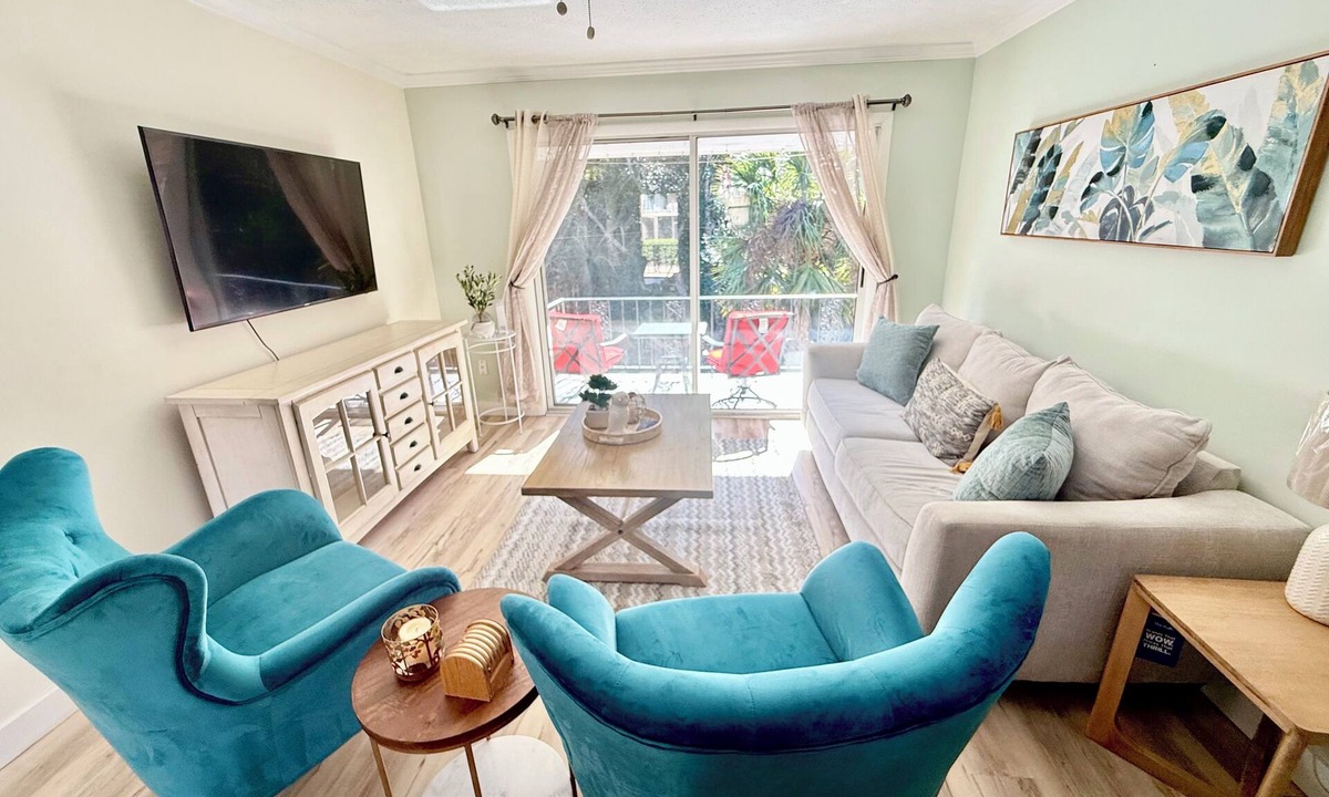 St. Nicholas Condo | Enjoy the serenity of the Creek view! Beautiful place, Safe.