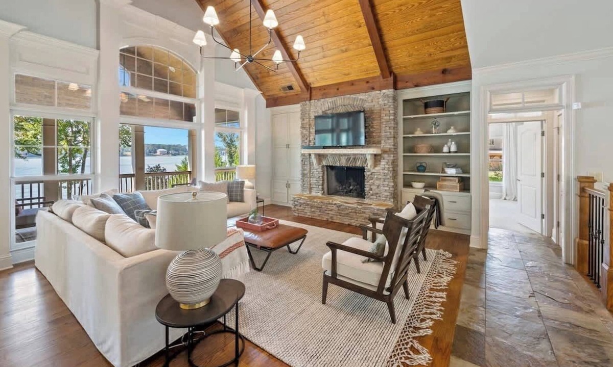 Eatonton House | Escape To Wildwood @ This 5+BR/4B Luxury Lake Home