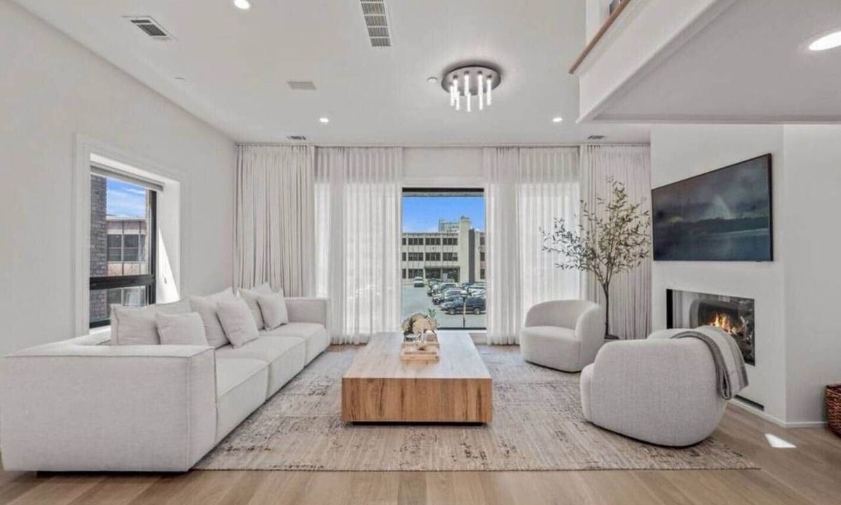 Kerrytown House | Executive Luxury 3BR Rooftop Downtown