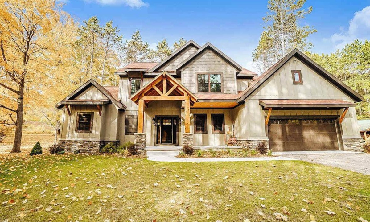 Thompsonville House | Expansive dog-friendly home w/golf course views, and nearby resort amenities