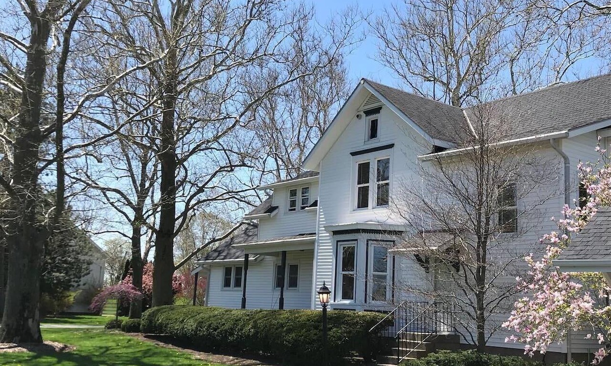 Sandusky House | Experience rural charm near Kalahari Waterpark 14 min