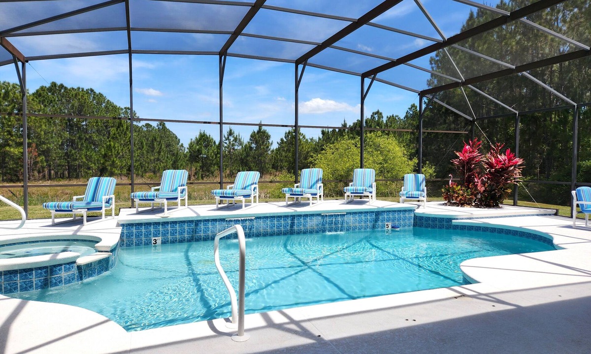 Watersong Villa | Fabulous 5-bedroom villa with private pool & spa.