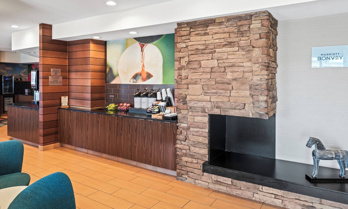 Columbus Hotel | Fairfield Inn & Suites by Marriott Columbus