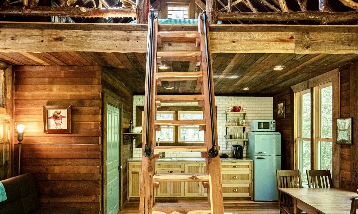 Newell Cabin | Fairytale Cabin on Lake Wedowee