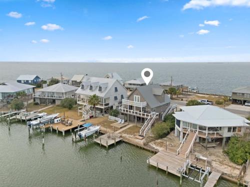 Royal Lagoons House | Family Bayfront Paradise &Fishing Dock on Dauphin Island