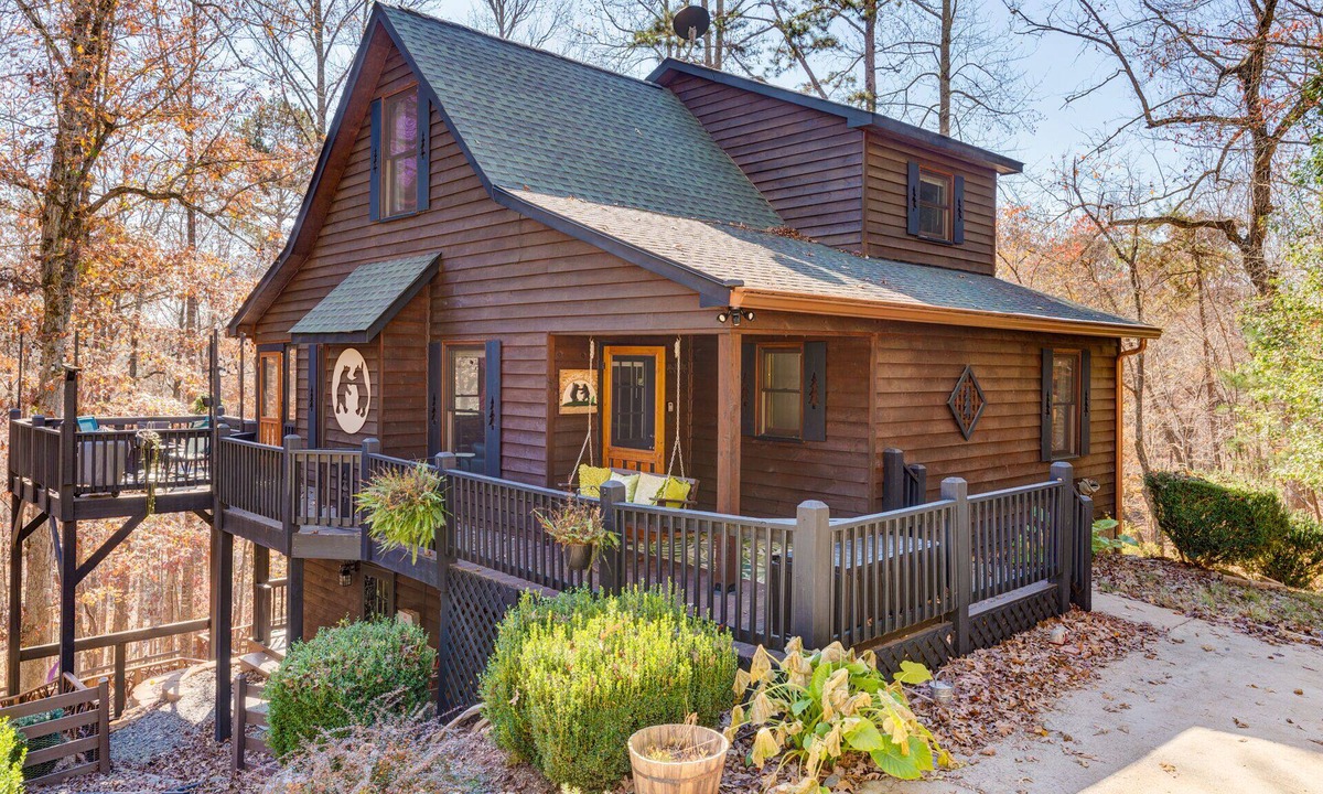 Ellijay Cabin | Family-Friendly Cabin, Fully-Fenced w/ResortAccess