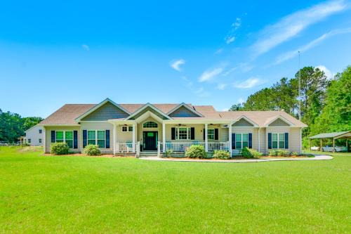 Abbeville House | Family-Friendly Eufaula Area Home w/Boat Parking!
