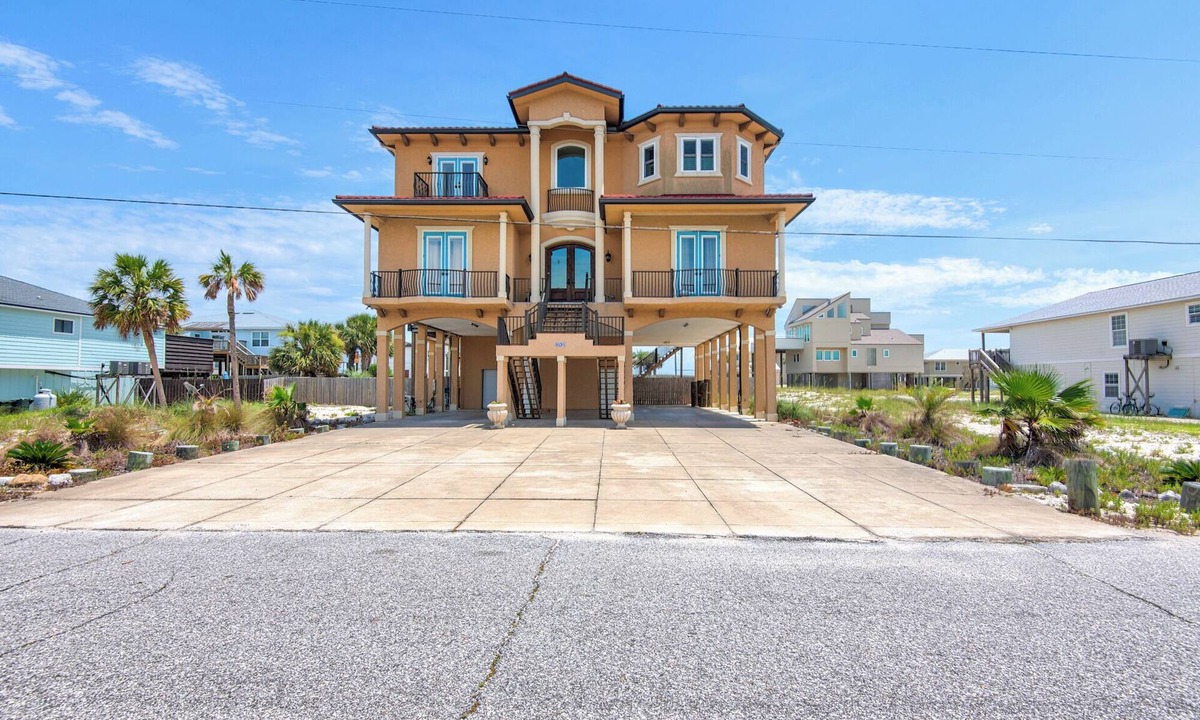 Toilla Segunda House | 🏝️ Fathom Resort – Sleeps 20, Saltwater Pool, Elevator + Gulf Views