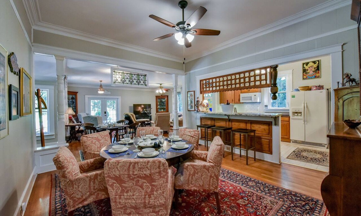 Tuscaloosa House | Firefly Garden - Urban family friendly Oasis near campus!
