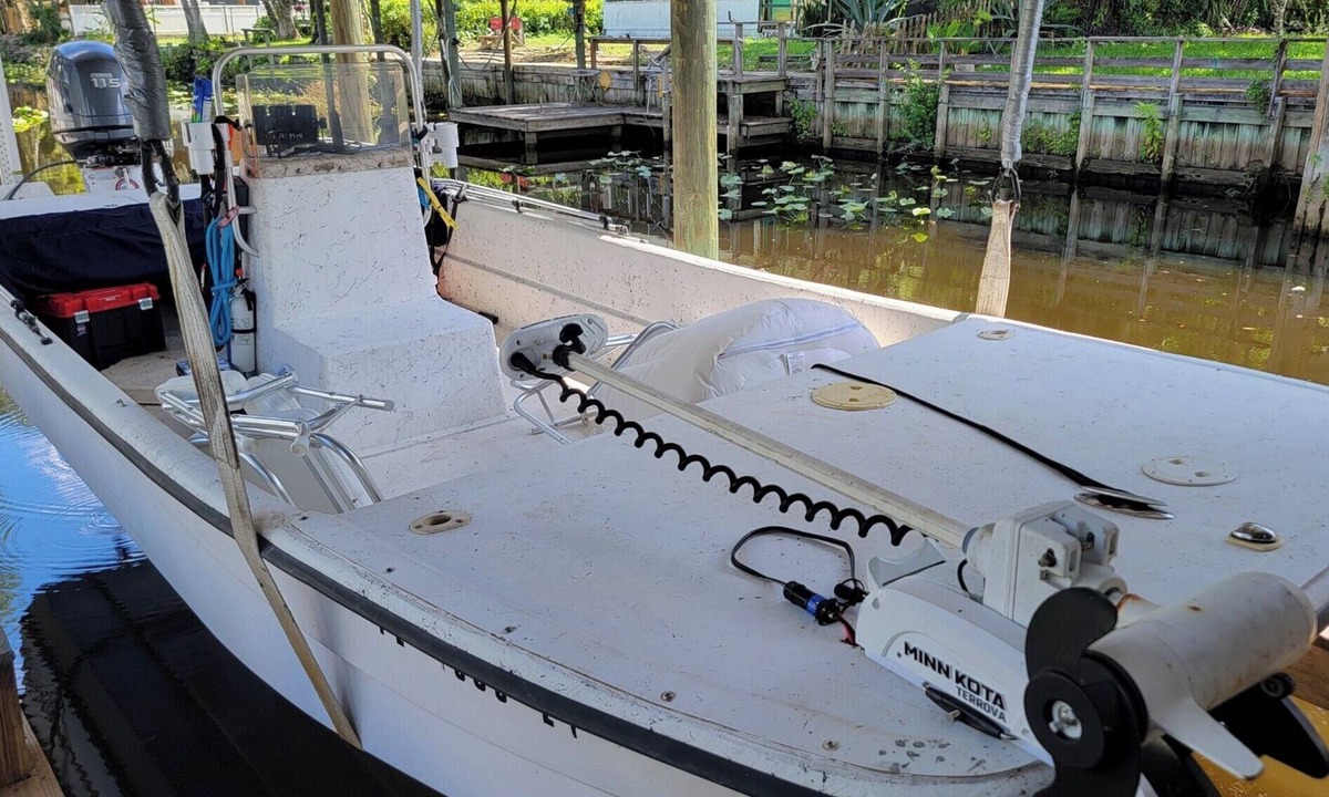 Satsuma House | FREE BOAT to use at our Fish Camp, Water Front, Fish from Dock,Worm Farm,Pets OK