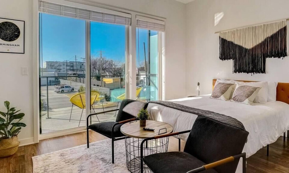 Avondale Apartment | Frontdesk | Spacious Studio near Sloss Furnaces