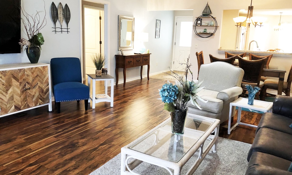 Sabal Chase House | Furnished 3 bedroom, 2 bath home in prime area close to pool and Sumter Landing