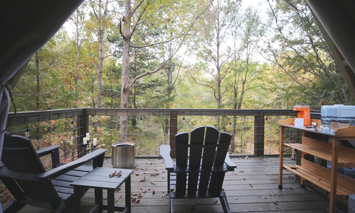 Talladega Cabin | G-1 Glamp in Bohamia - 268 acre forest retreat