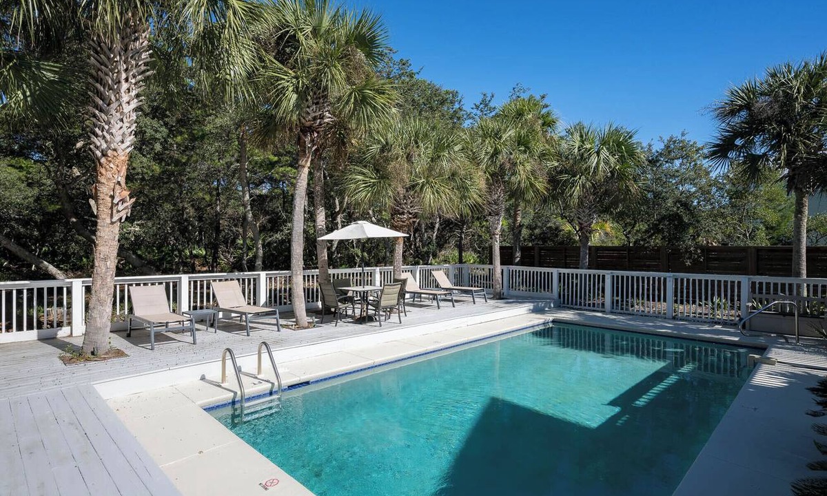 Gulf Trace House | Gindarra ~ 188 Savelle Dr ~ Grayton Beach