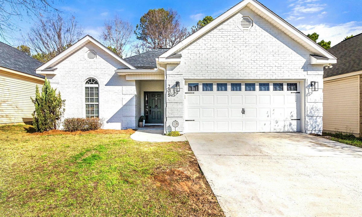 Warner Robins House | Gorgeous 3/2 house in Warner Robins for Mid to Long Stays
