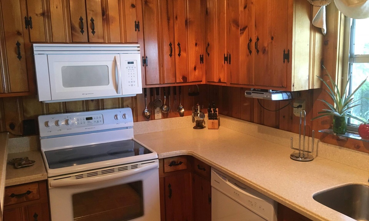 Centre House | Great Quiet Cabin on Weiss Lake