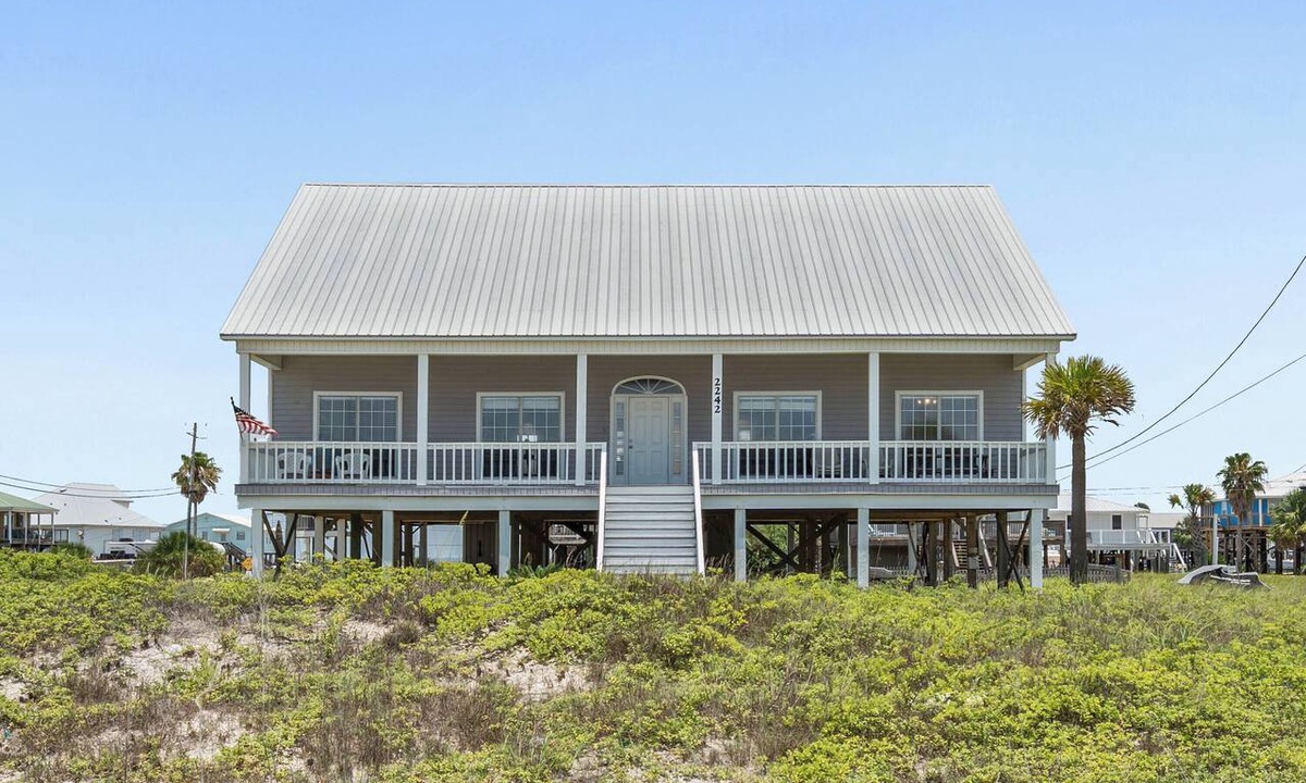 Silver Cay House | Gulf View Canal Front Home, Steps to St. Stephen’s Gulf Beach