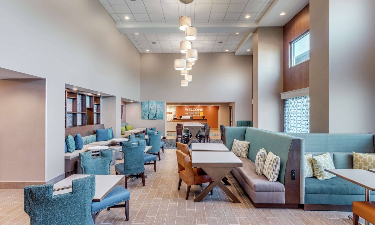 Saraland Hotel | Hampton Inn & Suites Saraland Mobile