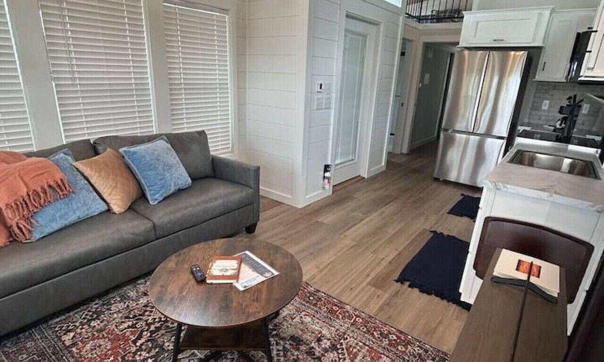 Vicksburg House | Harbor Light | Modern Tiny Home with River Charm