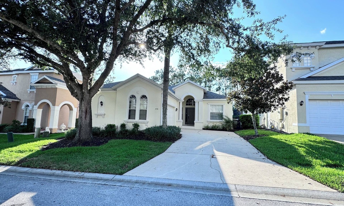 Florida Pines Villa | Harry Potter & Disney 4Bed Villa with Pool Table