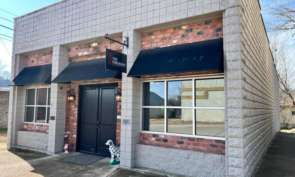 Cotter House | Historic FireHouse Lodge Very Cool!