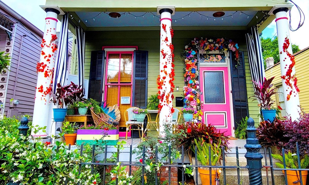 Algiers Point House | Historic NOLA w/ King AND Queen Bed 5 min from French Quarter!