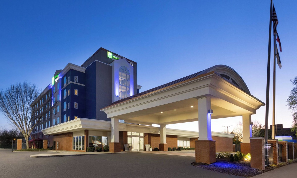 Downtown Hotel | Holiday Inn Express Augusta Downtown by IHG