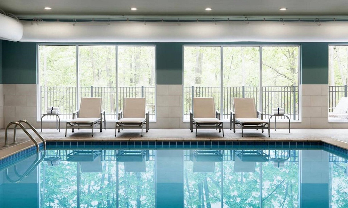 Ridgeland Hotel | Holiday Inn Express Jackson - Ridgeland by IHG