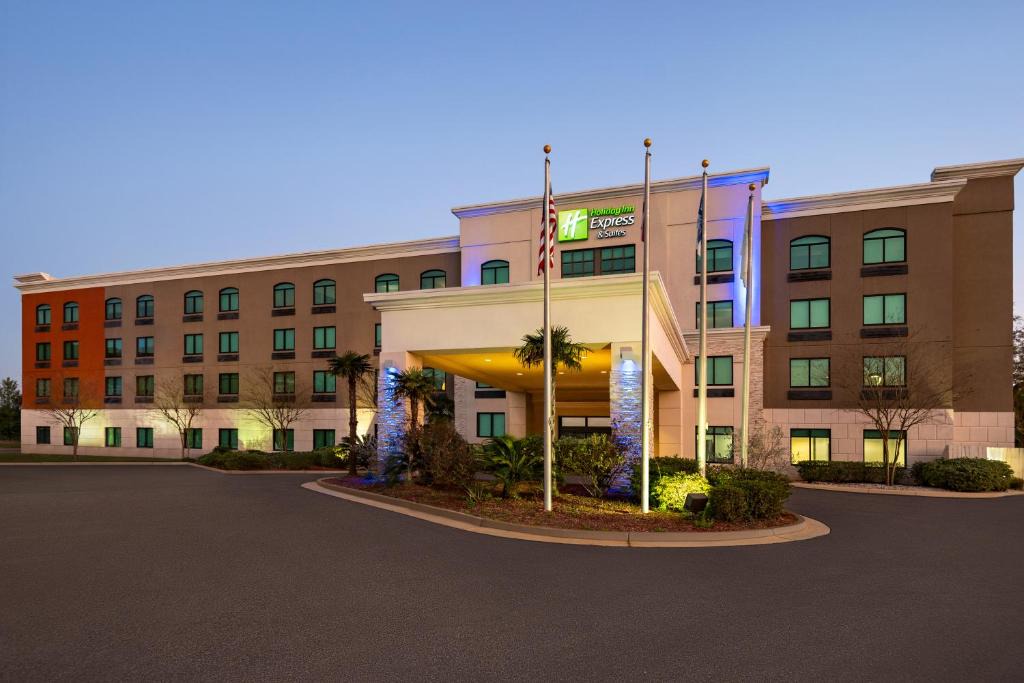 Tillmans Corner Hotel | Holiday Inn Express & Suites Mobile West I-10 by IHG