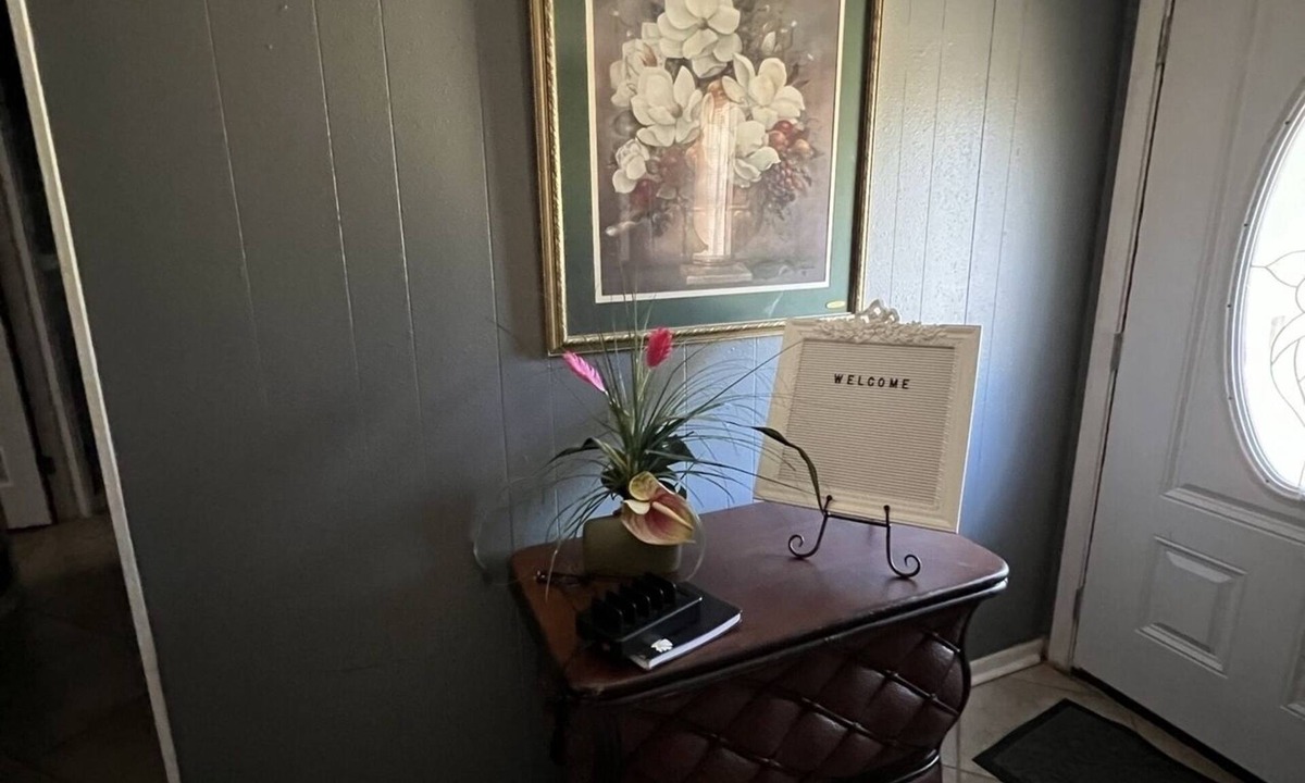 Bay Minette House | Home Sweet Home A relaxing atmosphere, where you have a private setting.