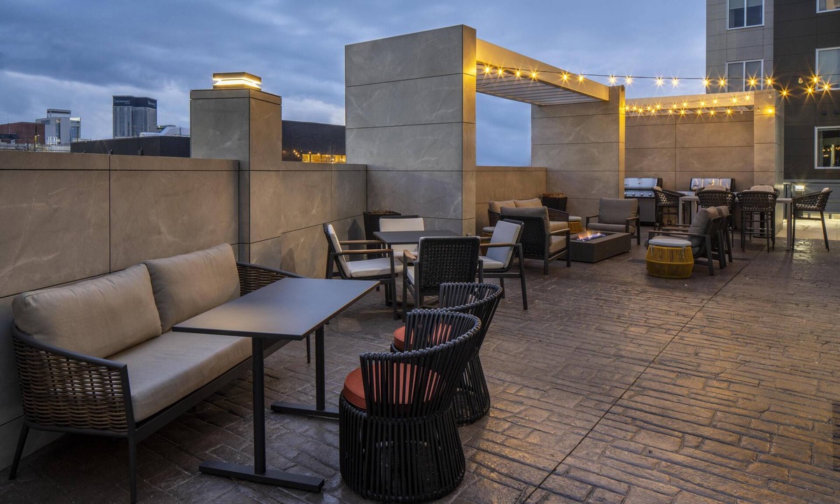 Montgomery Hotel | Home2 Suites By Hilton Montgomery Downtown