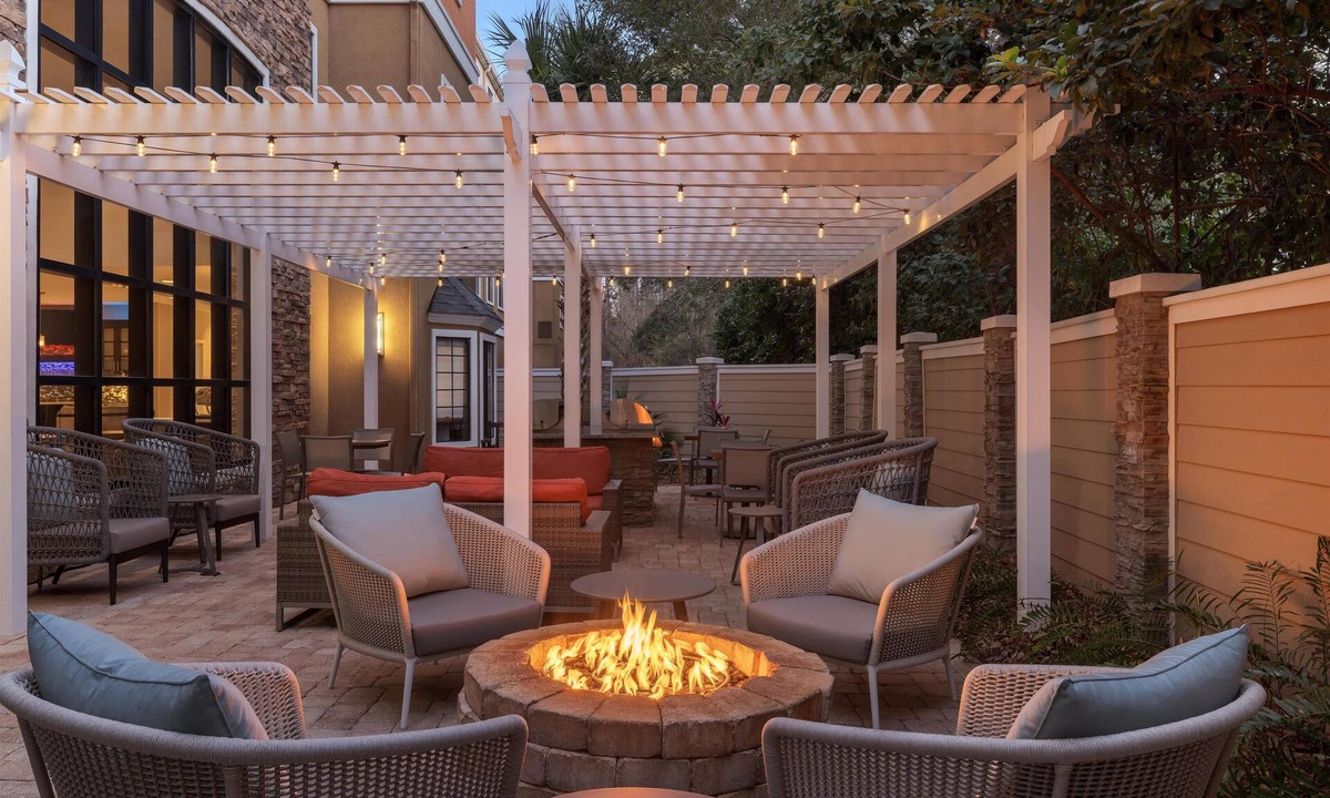 Secret Cove Hotel | Homewood Suites by Hilton Jacksonville Deerwood Park