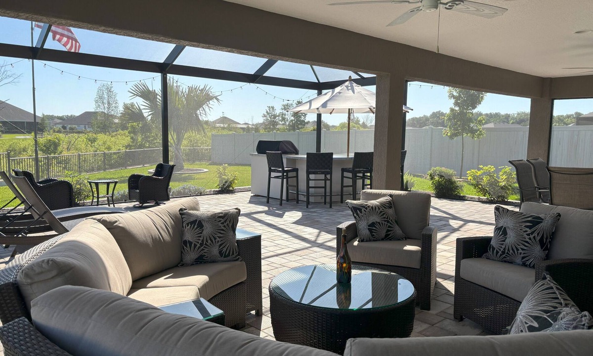 Wildwood House | Huge & luxurious, 3br, lg screened lanai, fenced yard, pet friendly