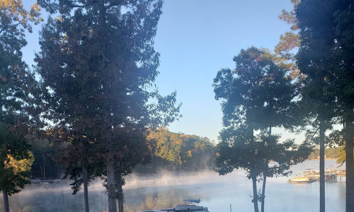 Dadeville Condo | Lake front condo with boat slip and Kayaks Dadeville Alabama Lake Martin