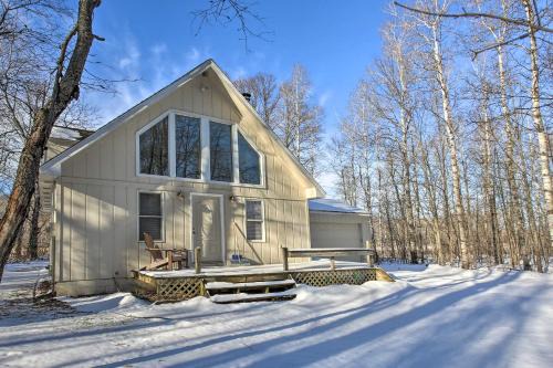 Mancelona House | Lakes of the North Home on Snowmobile & ATV Trail!