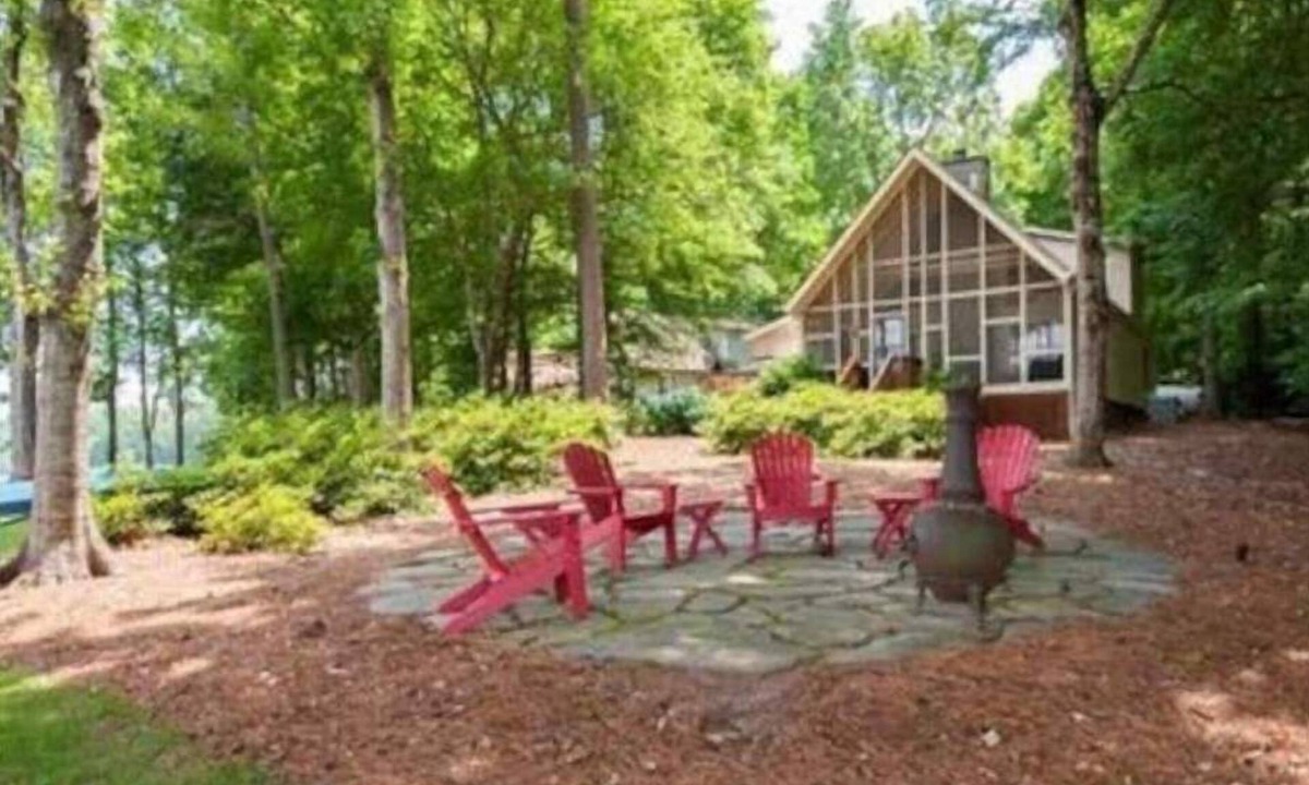 Eatonton House | Lakeside Serenity on Lake Oconee