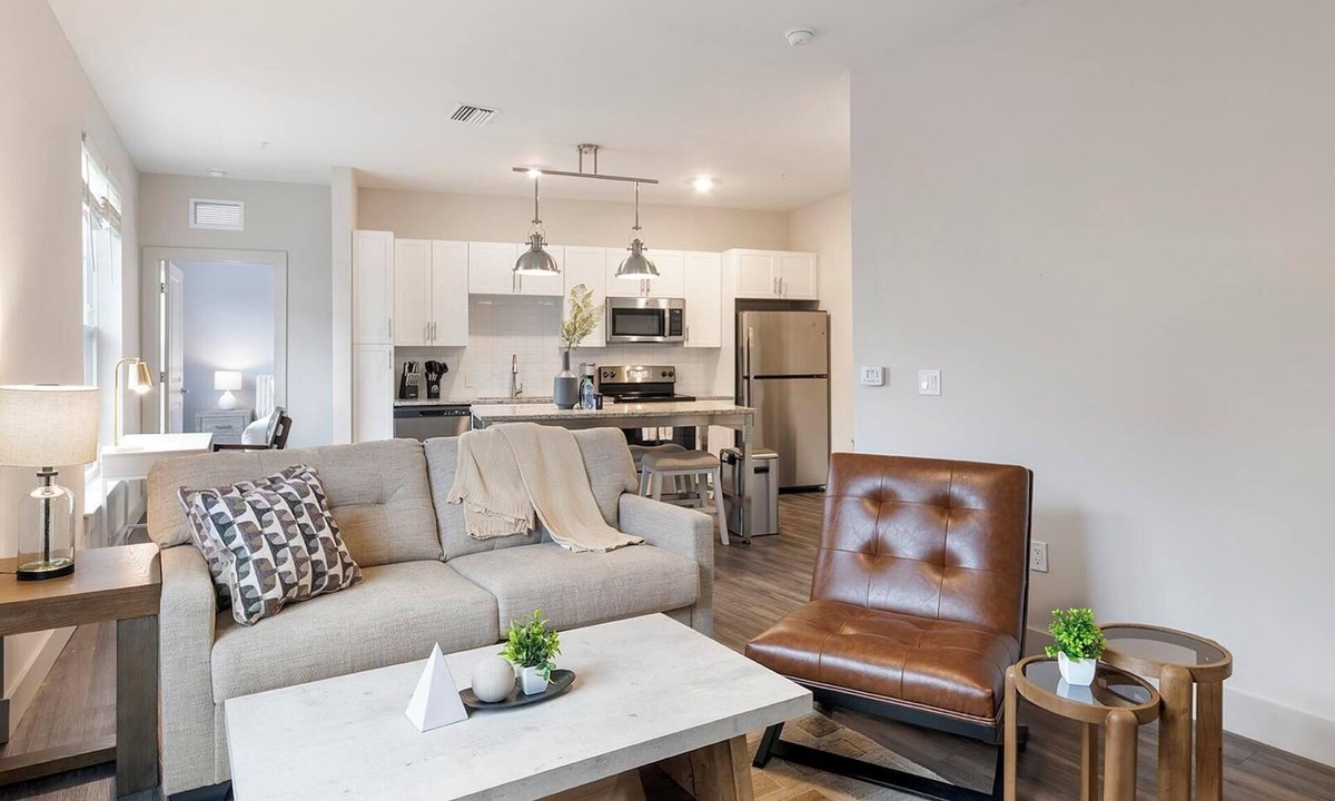 Florida Center Apartment | Landing | Amazing 2BD, Game Room, Gym