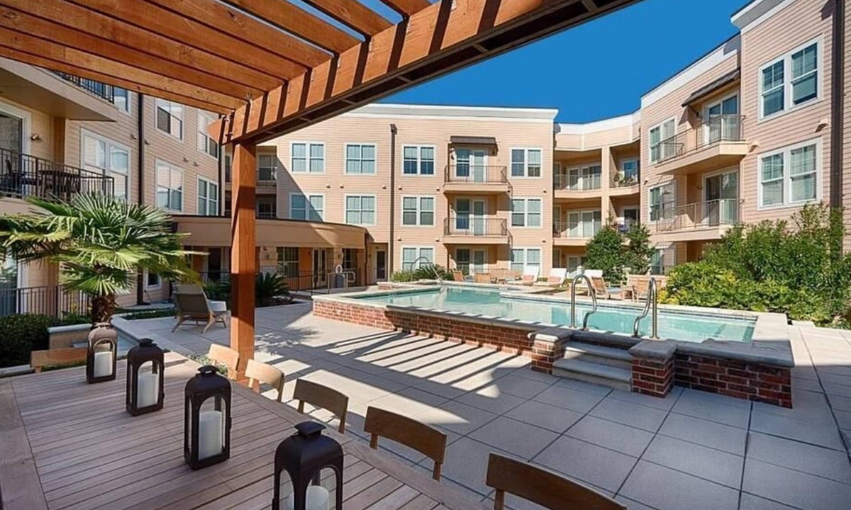 Mid-City Apartment | Landing at Preserve - 2 Bedrooms in Mid City